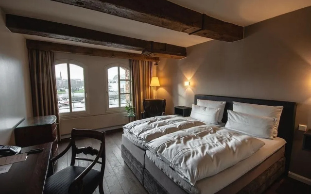 Hotel Anno 1216