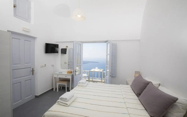 Santorini View Studios-Adults Only