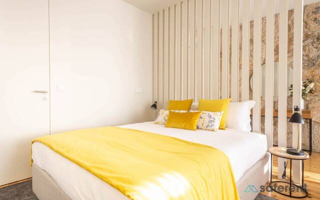 Bonja1 Light-filled Apartment w/ Balcony +AC