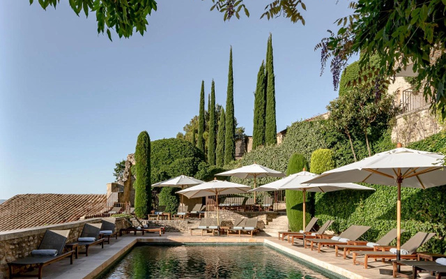 Hotel Crillon Le Brave
