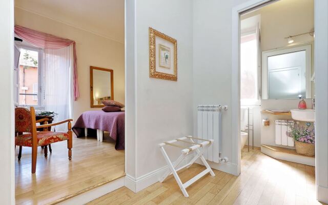 Amaranto Romano Hotel