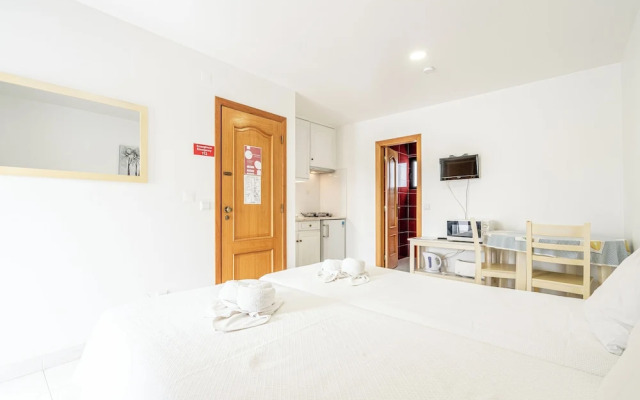 Apartamentos Vale de Carros by Umbral