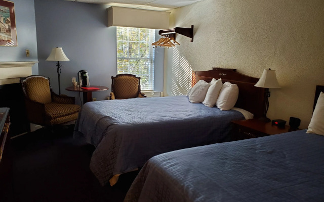 Fireside Inn & Suites Bangor