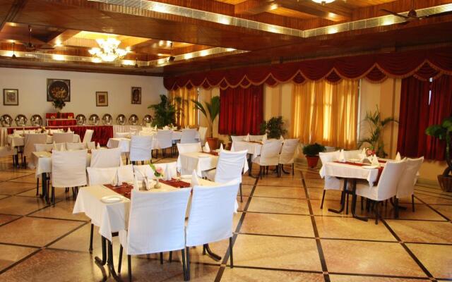 Hotel Corbett Kingdom