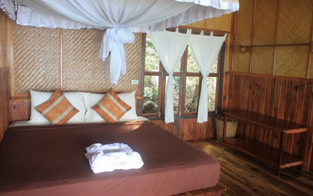 Phi Phi Relax Beach Resort