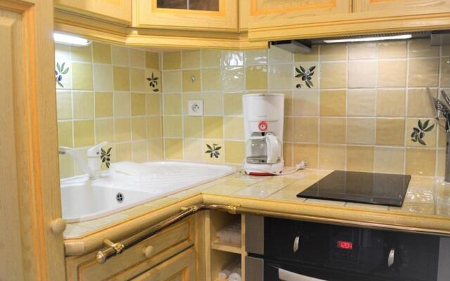 Appartement Le Lavandou, 1 pièce, 4 personnes - FR-1-251-223