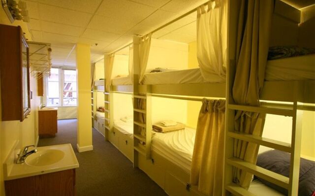 Adelaide Hostel