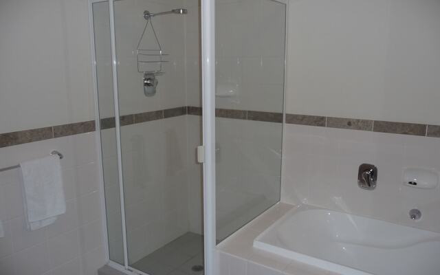 Luxury Escape in Adelaides East End