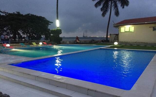 Fini Hotel Bobende