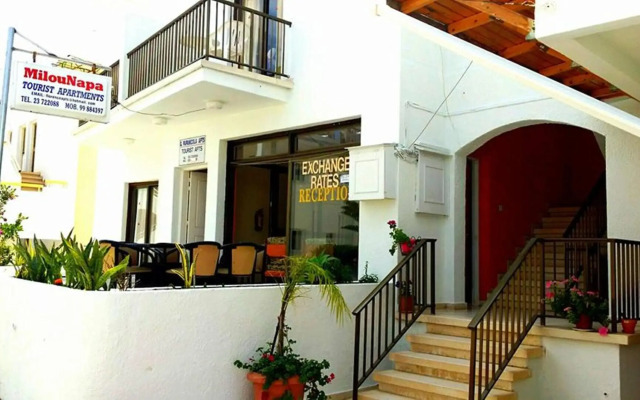 G Papanicola Tourist Apartments