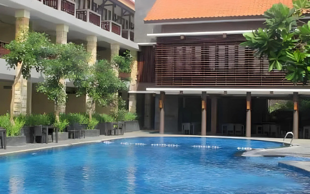 Surya Kencana Seaside Hotel