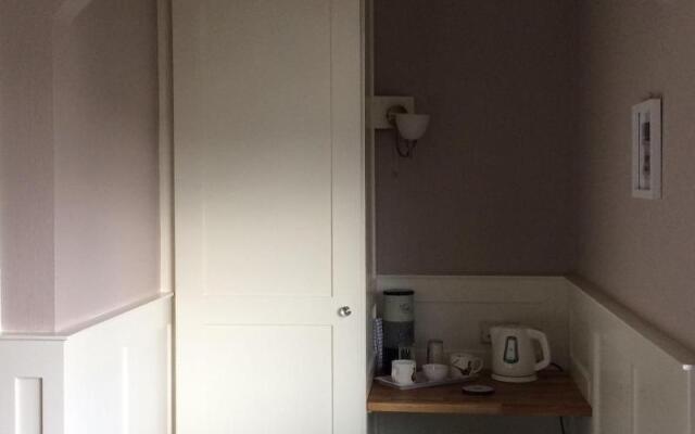 Exmoor House - Guest House