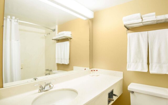 Ramada by Wyndham Denver Downtown