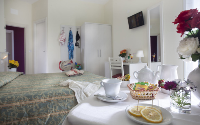 Family Hotel Marina Beach