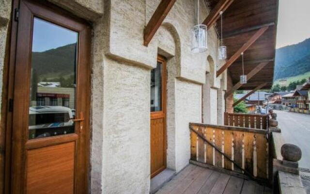 Dalood House Svaneti