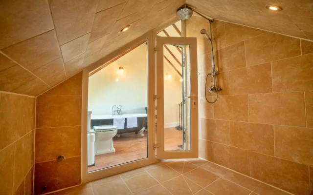 Apartment in Brighton Near Brighton Beach