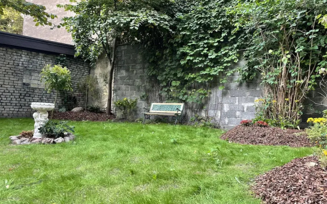 Elegant 1Br/Ba Apt in City Center w free parking