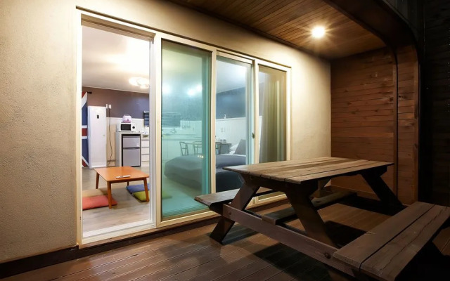 Seogwipo Just Sleep Pension