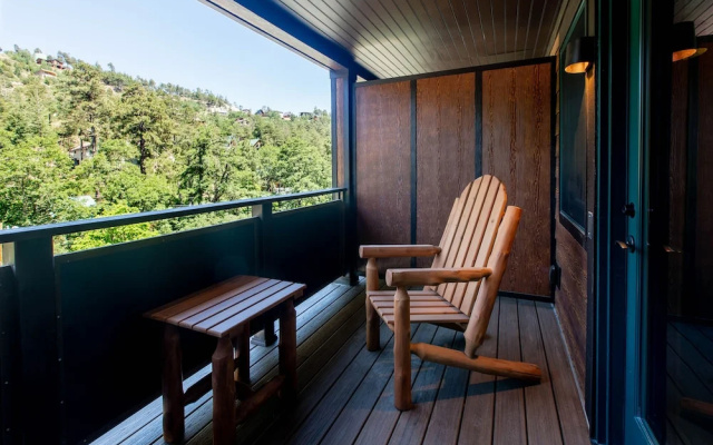 Mount Lemmon Lodge