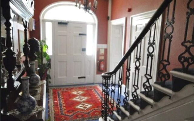 Churchill Guest House