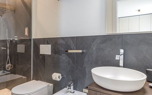 Icon H 501 Suite Business