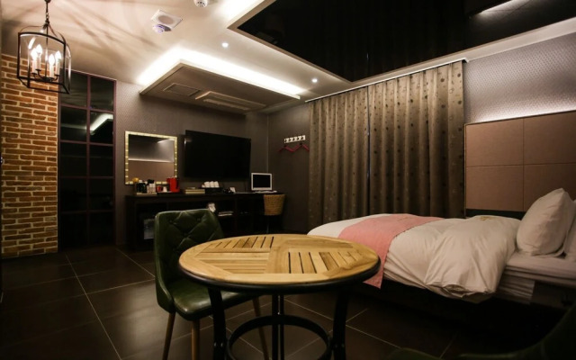 Yeoju Dubai Self Check-in Motel