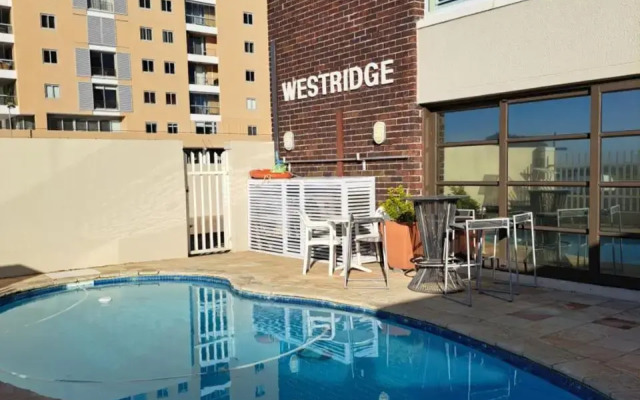 3 Bedroom Sea Facing Family Stay