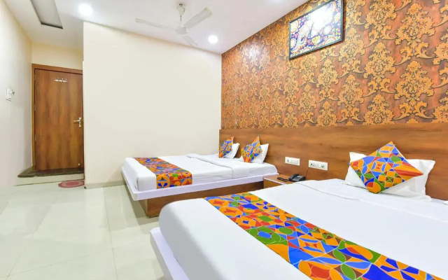 Hotel Raghumani Palace