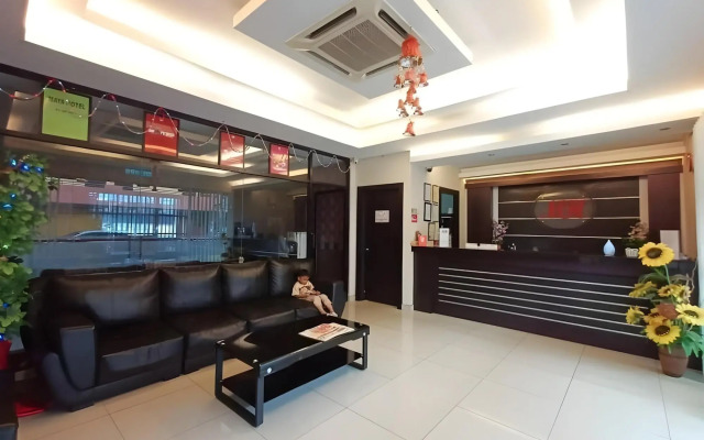 Maya Hotel