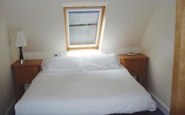Edinburgh Lodges