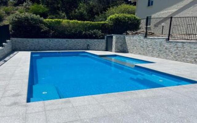 Middles - Villa Manyana 02