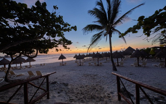 Bahia Principe Luxury Akumal - All Inclusive
