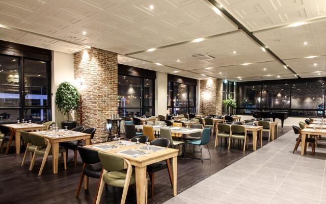 Golden Tulip Ever Yongin Hotel