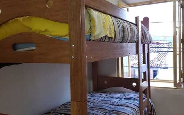 The Embassy - Backpackers