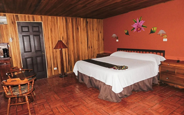 Hotel Arenal Lodge