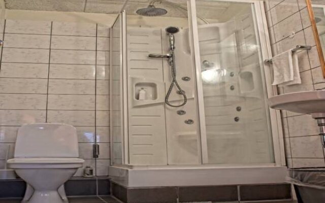 Lily Guesthouse