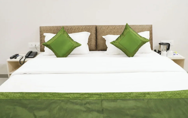 Hotel Kamron Airport Rd Sector 78 Mohali