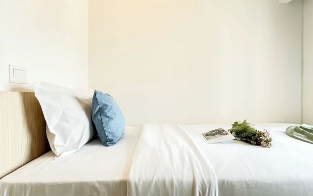 Simple Designed 2Br Near Tokyo Hub At Tokyo Riverside Pik 2 Apartment – Guest Rooms – Jakarta