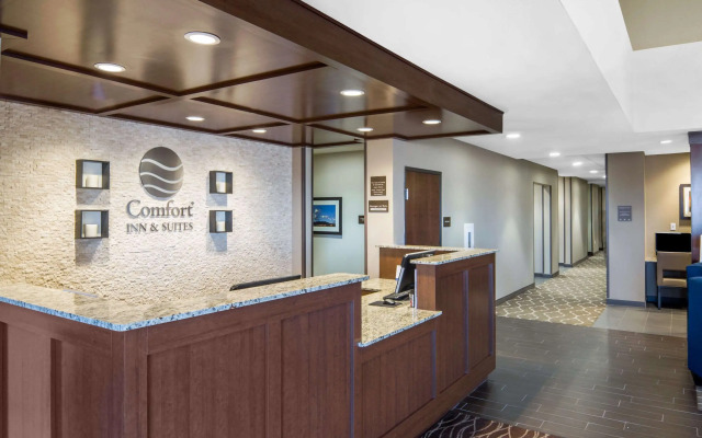 Comfort Inn & Suites