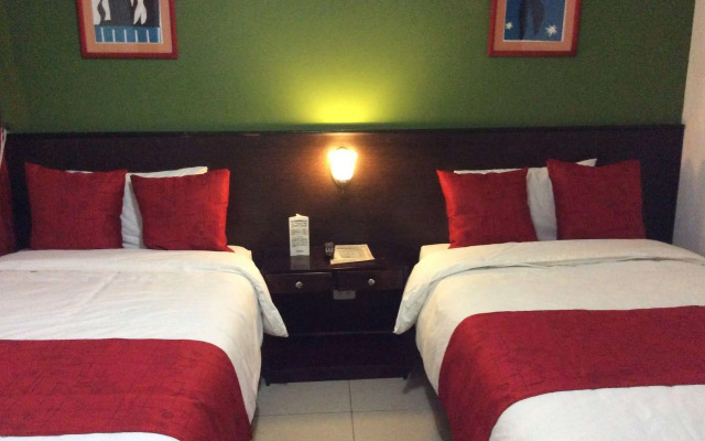 Hostal Mitad del Mundo