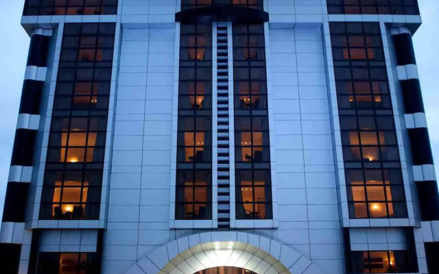 The Avenue Suites