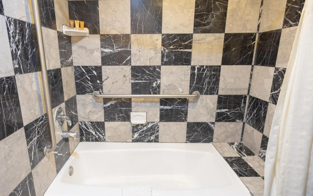 Ocean Inn and Suites