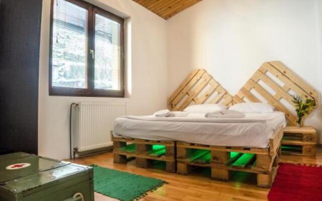 Eco Hostel Republik