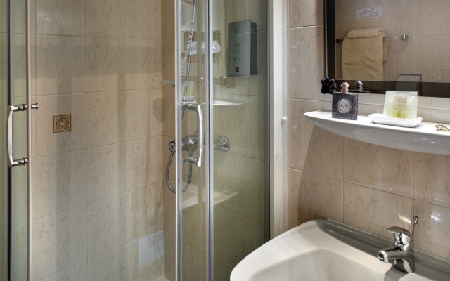 Logis Hôtel du Midi - Saint Etienne Sud