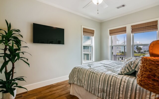 The Conch Castle 5 Bedroom Home