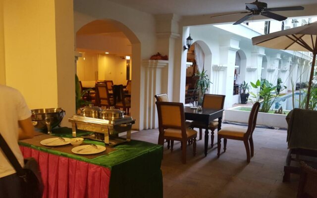 Angkor Vireak Chey Hotel