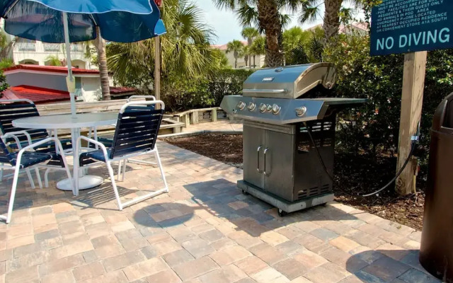 Hibiscus H104 in St Augustine