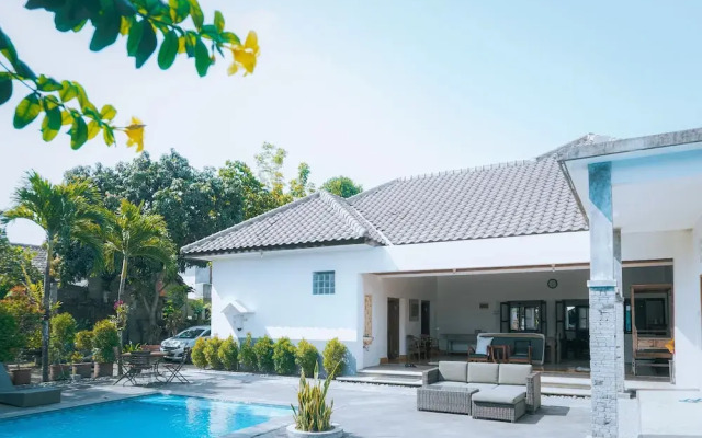 Maharani Villa Yogyakarta
