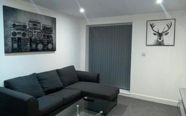 Immaculate 2-bed Apartment in London