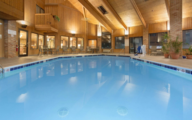 AmericInn by Wyndham Mount Pleasant